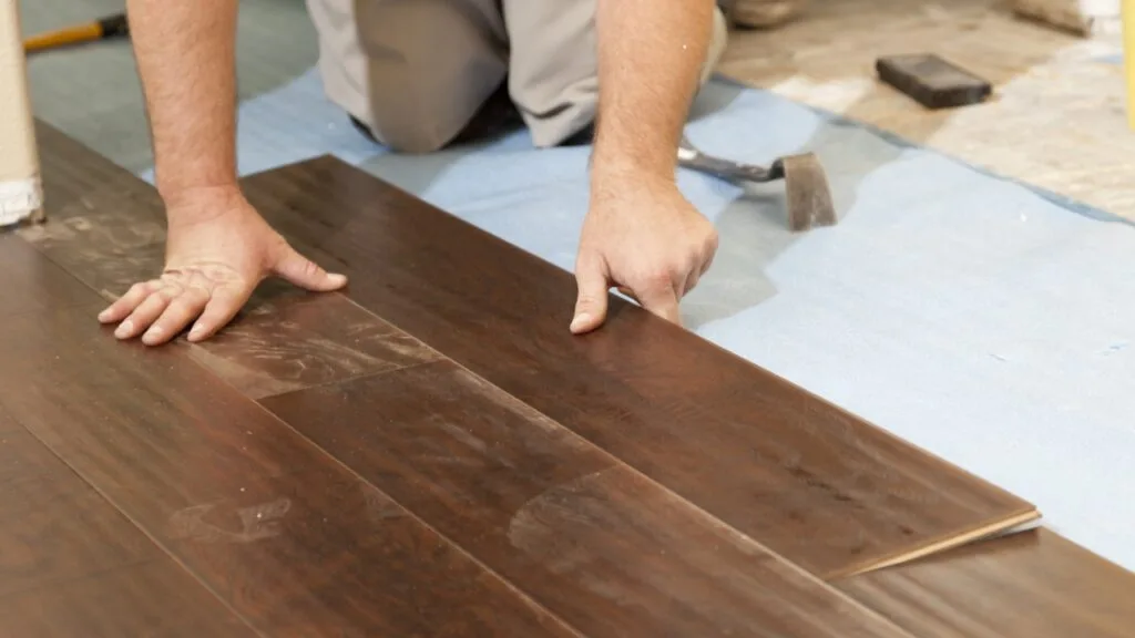 Services de pose de parquet
